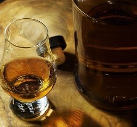 Difference between Bourbon and Whiskey 